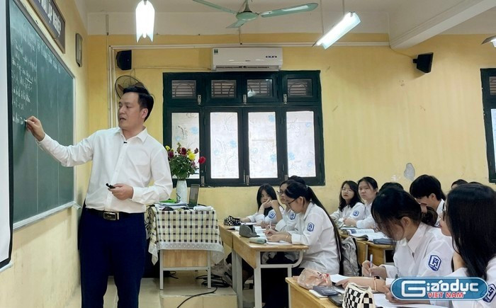 Bộ GD&ĐT: “Hệ số lương đặc thù” không làm phá vỡ thiết kế hệ thống tiền lương hiện hành